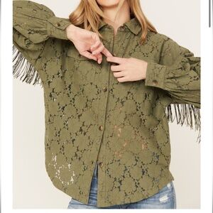 SHYANNE WOMEN'S LACE FRINGE BUTTON DOWN SHACKET